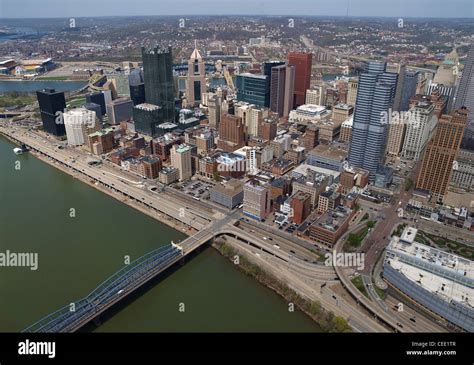 Aerial View Pittsburgh Hi Res Stock Photography And Images Alamy