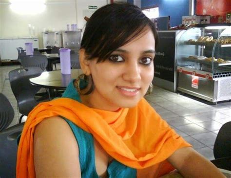 Cute Pakistani Desi Girls Looking Hot Pictures Girl Pakistani Girl Cute