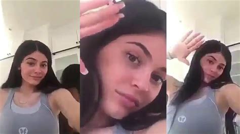 Kylie Jenner Deleted Video On Snapchat Of Her Revealing Her Pregnancy Belly Are The Rumours
