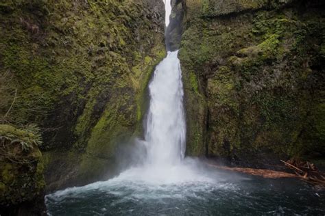 The Incredible Wahclella Falls Trail In Oregon The Gorge Guide