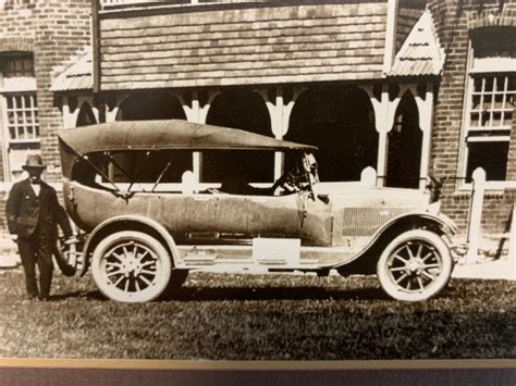 Help required identifying this car - What is it? - Antique Automobile