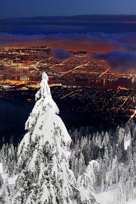 View Of Vancouver From Grouse Mountain At Sunset Photograph By Pierre