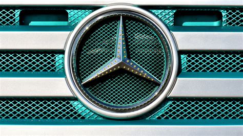 Mercedes Benz Logo Wallpaper Mercedes Benz Logo Wallpaper 4k
