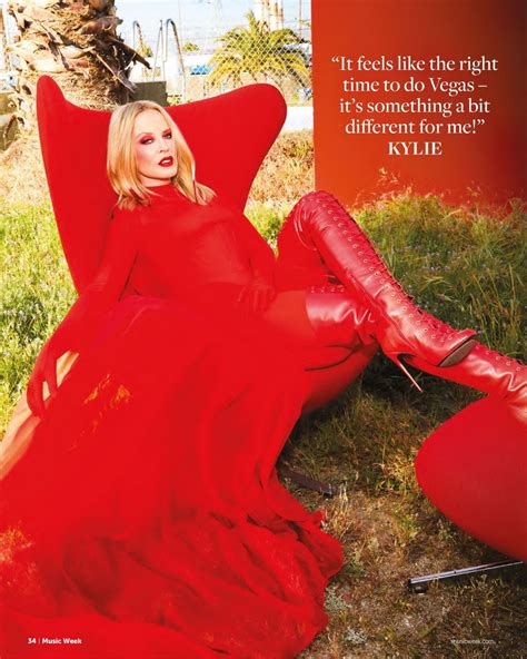 Kylie Minogue Style Clothes Outfits And Fashion CelebMafia