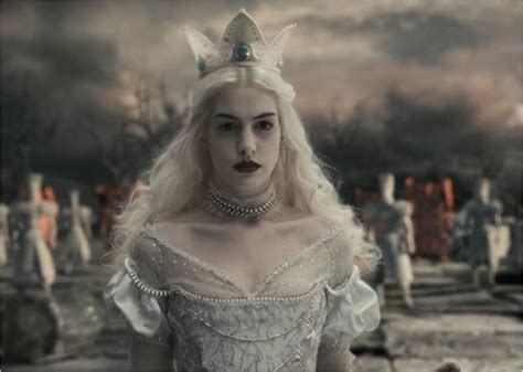 Pin By Larissa Andrews On White Queen Alice In Wonderland Wonderland