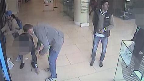 82 year old targeted in distraction theft caught on camera itv news meridian