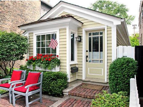 These 12 Amazing Granny Pod Ideas Make A Charming Addition To The Backyard
