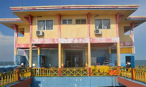 Kelong paradise resorts tempat memancing menarik di malaysia kaki pancing harus cuba disini. Padang Pancing Retro - Kelong Paradise Sabak Bernam - Umpan