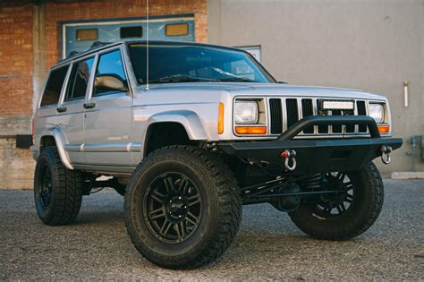 2000 Jeep Cherokee Classic 4x4 For Sale Cars And Bids