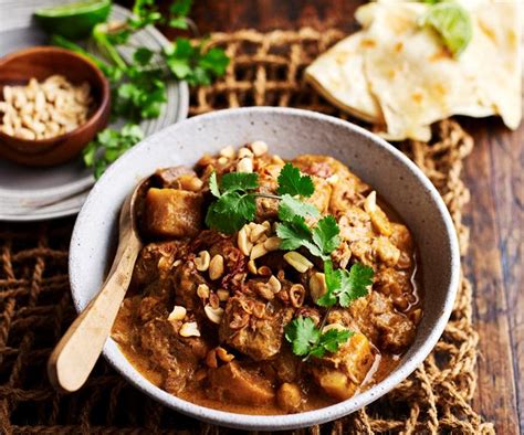 Massaman Beef Curry Slow Cooker Recipe Australian Womens Weekly Food