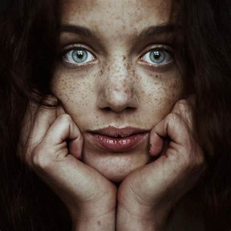 Incredible Natural Light Female Portraits By Alessio Albi Portraiture