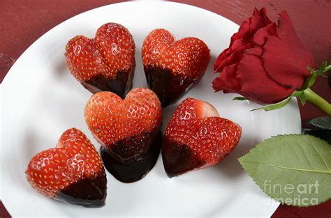 Chocolate Dipped Heart Shaped Strawberries Photograph By Milleflore