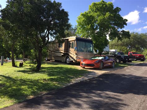 San Antonio RV Park | Tejas Valley RV Park and Campground