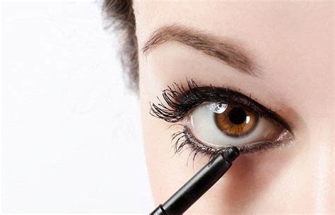7 Eyeliner Mistakes One Should Avoid