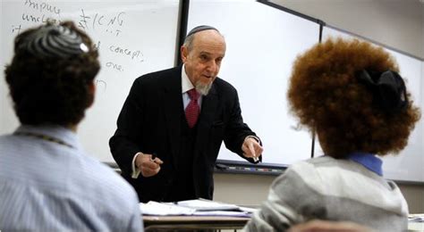 In A Manhattan Classroom Judaism Meets The Facts Of Life The New York Times