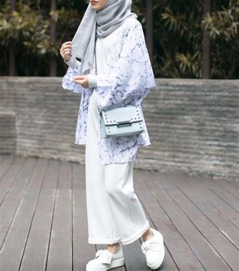7 maret 2019 21:12 diperbarui: Fashion Hijab Remaja Masa Kini - Jilbab Satin