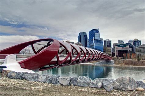 Peace Bridge Peace Bridge Is A Pedestrian And Bike Pathway Flickr