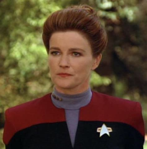 Which Captain Janeway Hairstyle Is Your Favorite Rvoyager