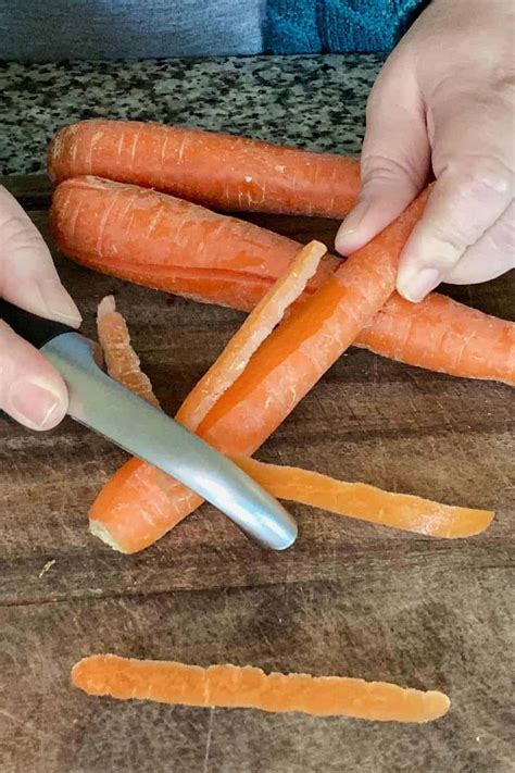 How To Peel Carrots Quickly And Easily