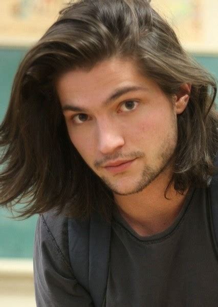 fan casting thomas mcdonell as cassian in a court of thorns and roses on mycast