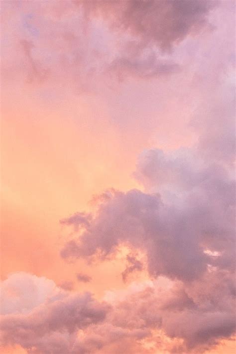 50 Amazing Cloud Aesthetic Wallpaper For Your Iphone In 2021 Clouds