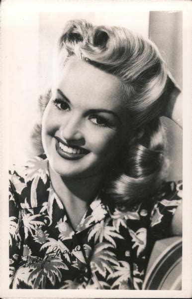 Betty Grable Actresses Postcard