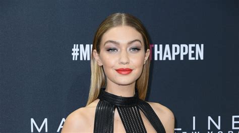 Gigi Hadid Slays In The Buff On The Cover Of Vogue Paris