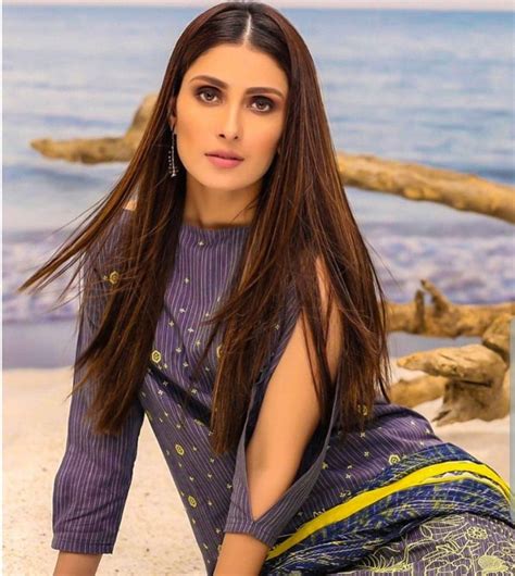 Ayeza Khan 20 Secrets You Didnt Know About Her Reviewitpk