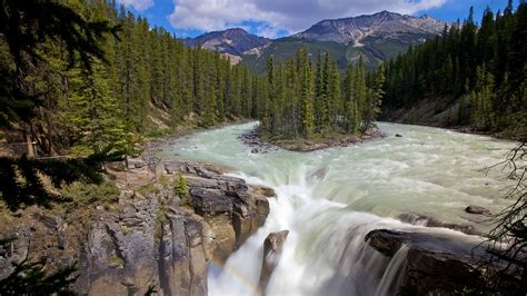 Sunwapta Falls In Jasper Alberta Expediaca
