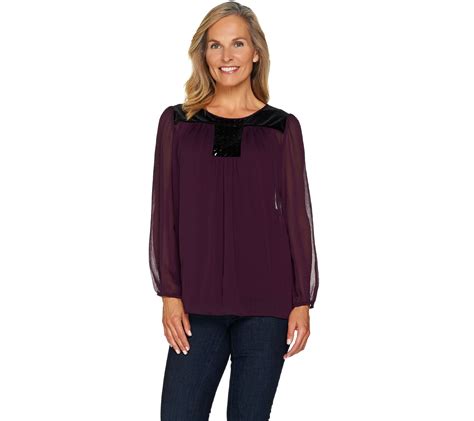 Susan graver has been married to richard graver for 35+ susan earned herself the nickname 'dottie' graver when her range of dotty dress designs became my closet is full of her clothes. Susan Graver Artisan Embellished Tunic with Velvet Trim ...