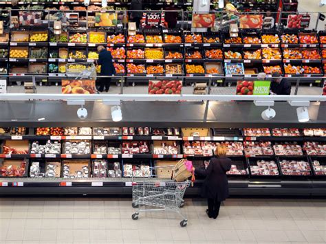 Pick N Pay Outperforming Peers Shoprite Woolworths And Spar In The Near