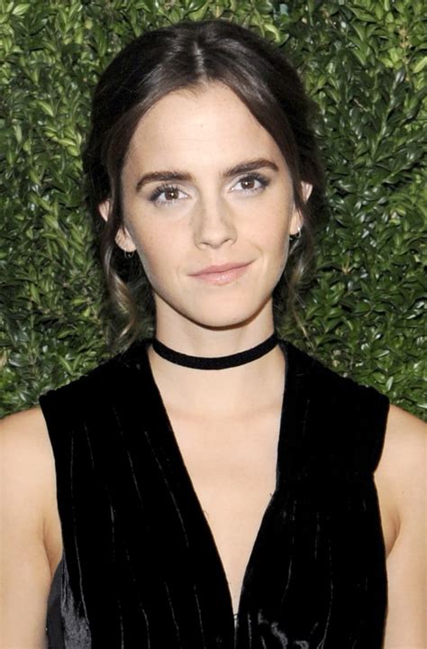 Emma Watsons Hair Is Now A Dark Brown Color — See The Look