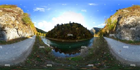 360° View Of 360 Degree Virtual Tour Of Dunajec River Gorge The