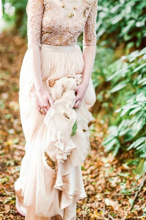 Alle fotos & texte stehen gegen korrekter quellennachweis: Rosa Brautkleid für einen glamourösen Hochzeits-Look ...