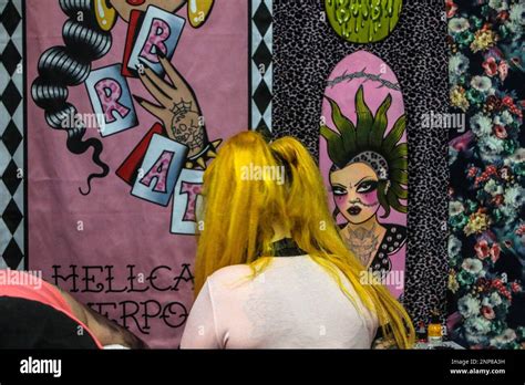 Silver rigs hi-res stock photography and images - Alamy