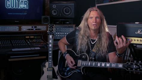 Joel Hoekstra Teaches You How To Play The Intro And Opening Solo To