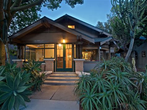 Craftsman house plans originated from the arts and crafts movement dating back to the 1860's with craftsman style house plans, you will see not only a functional home design but a work of art. Craftsman Bungalow Bathrooms California Craftsman Bungalow ...