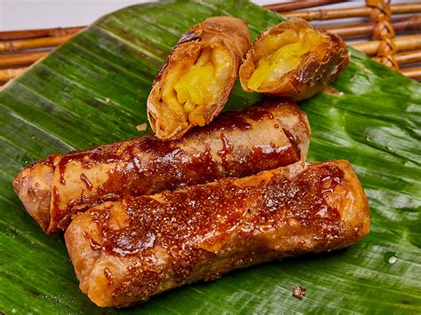 The 10 Best Accidentally Vegan Filipino Street Food Dishes