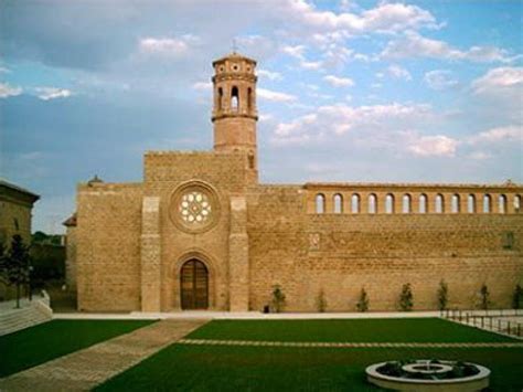 Evite abrir archivos desconocidos adjuntos al correo electrónico. La DGA confía en que el monasterio de Rueda se pueda ...