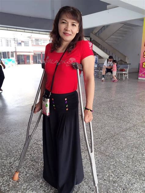 Woman On Crutches Leg Braces Women Crutches