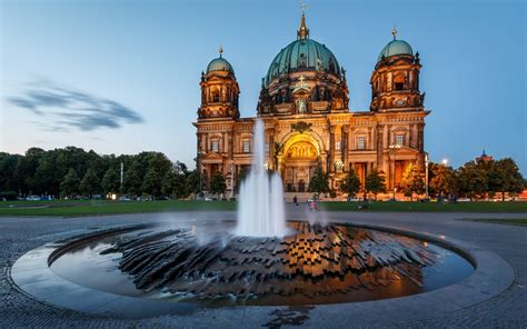 1920x1200 Architecture Castle Water Clouds Berlin Germany Fountain