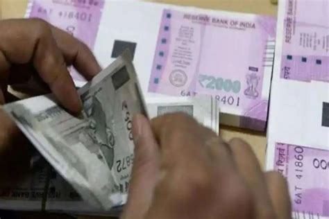7th Pay Commission Latest News Dearness Allowance Hiked For Govt