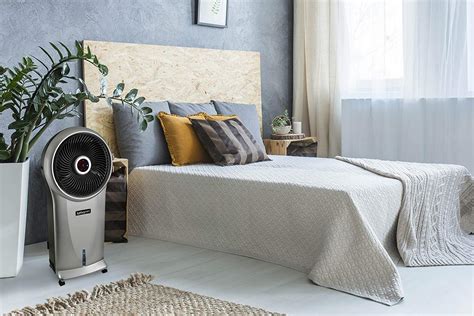 Additionally, don't set your air conditioner's temperature extremely low, thinking that it may cool down the room faster. Best air cooler for small room - Aircentra
