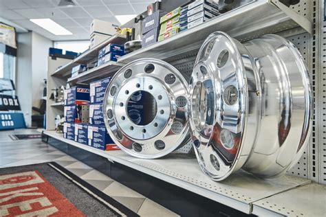 What You Need To Know About Buying Truck Parts Online