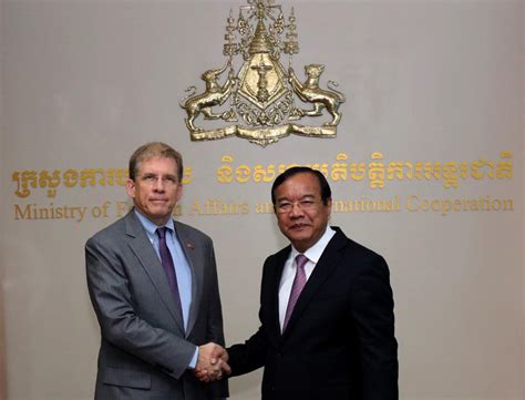 Cambodian Foreign Minister Meets New Us Ambassador វិមាន៧មករា