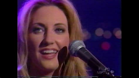 Lee Ann Womack Performs 2000 Youtube