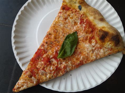 Brooklyns 5 Best Slices Of Pizza Cbs New York