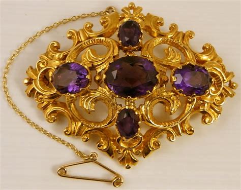 Victorian Style Yellow Gold Amethyst Brooch Hallmarked 9ct Solid Gold