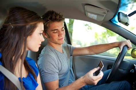 Avoiding Distractions While Driving Could Save Your Life Gene Morgan Insurance Agency