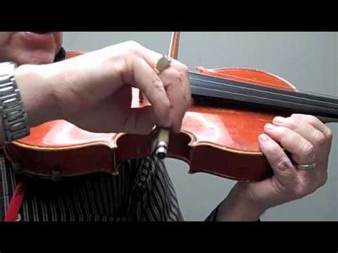 Draw the bow out and in. Violin and Viola Bow grip help - YouTube